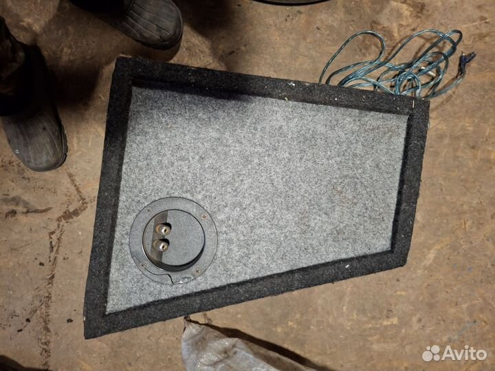 Сабвуфер и усилитель