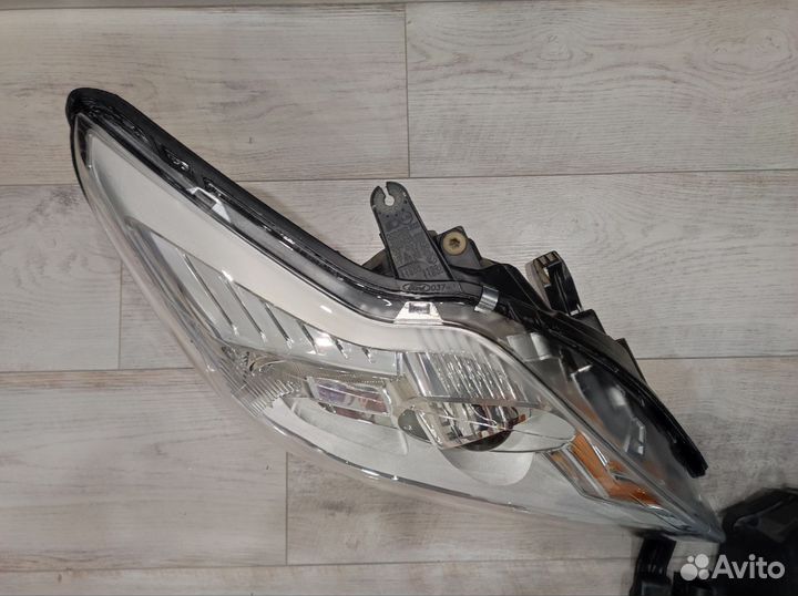 Фары Ford Focus 2 рестайлинг bi LED