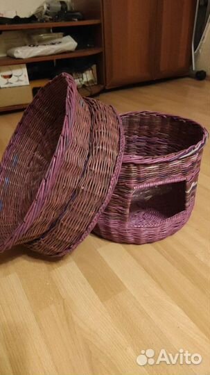 Лежанка домик для собаки или кота, плетенный