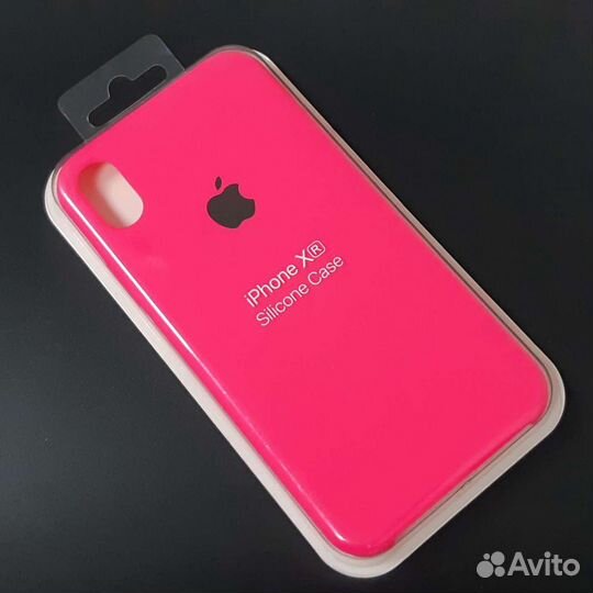 Силиконовый чехол на iPhone XR ярко-розовый