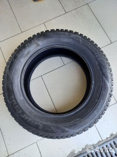 Laufenn I Fit Ice LW 71 205/60 R16