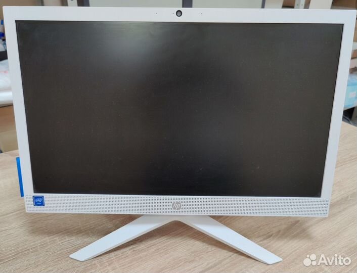 Моноблок HP 21-b0001ur (FHD) Celeron J4025/4GB/128