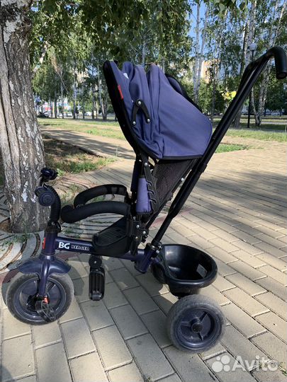 Детский трехколесный велосипед