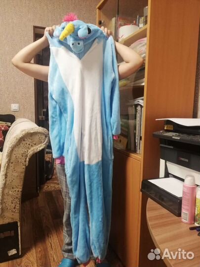 Продам пушистую пижаму - единорог
