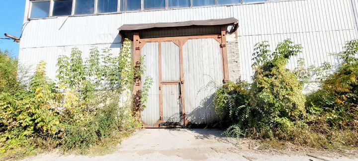 Склад c кран-балкой, 1500 м²