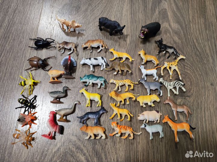 Фигурки животных + киндер игрушки