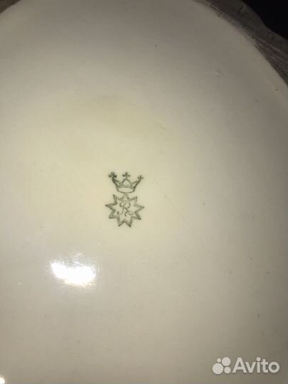 Фарфоровый попугай Ара