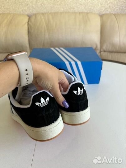 Новые кроссовки Adidas Campus 00s