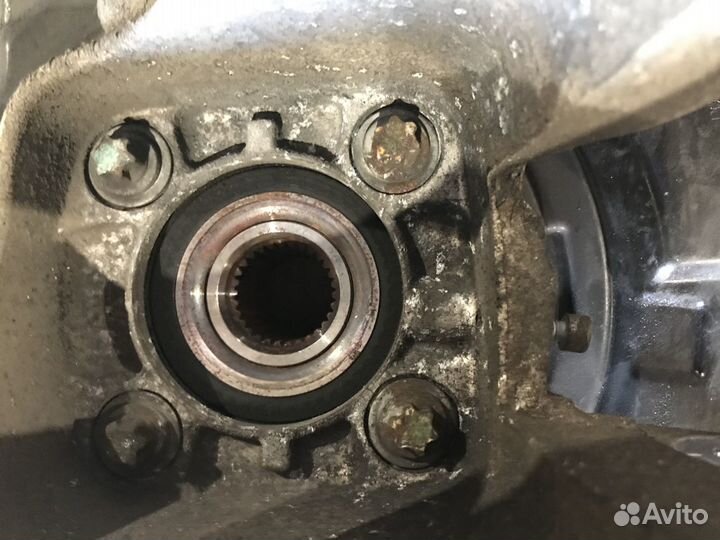 Кулак задний левый BMW X5 E53