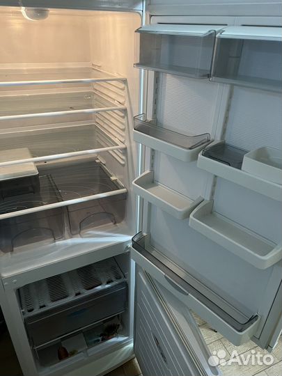 Холодильник Атлант б/у