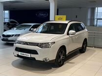 Mitsubishi Outlander 2.0 CVT, 2013, 179� 300 км, с пробегом, цена 1 455 000 руб.