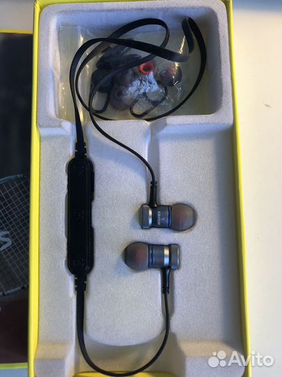 Беспроводные наушники awei