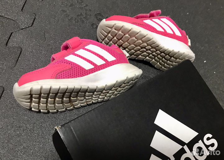 Кроссовки детские для девочки adidas tensaur run i