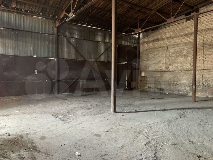 Складское Не отапливаемое помещение, 230 м²