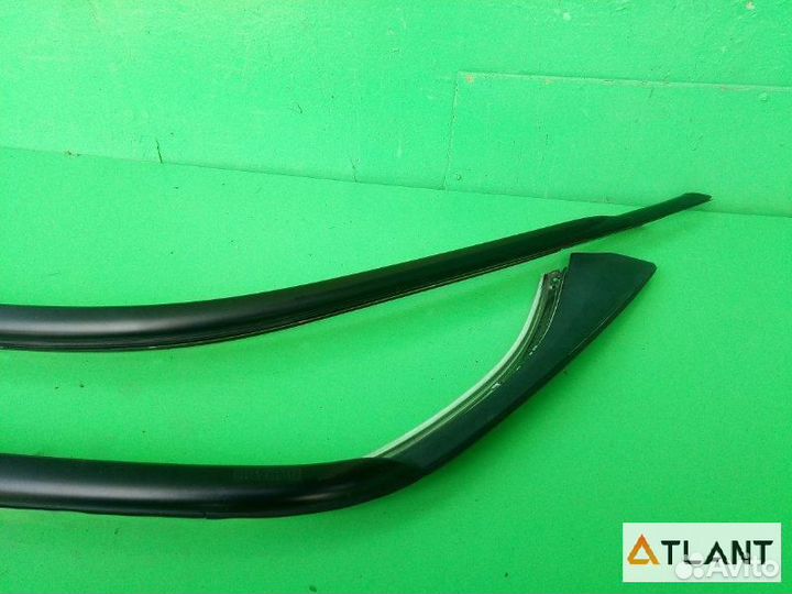 Ветровик subaru impreza