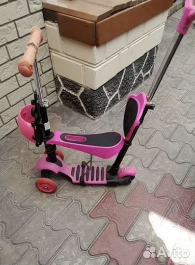 Самокат детский с сиденьем и ручкой