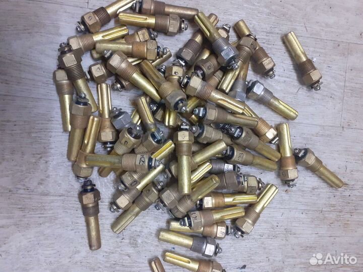 Свеча ср-65А