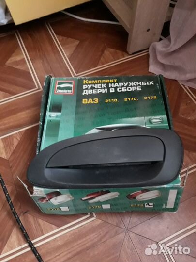 Продам комплек дверных ручек