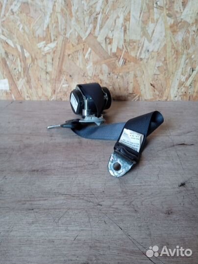 Ремень безопасности задний Citroen C-Crosser