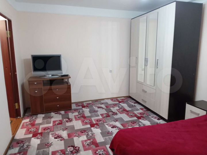 1-к. квартира, 33 м², 1/6 эт.