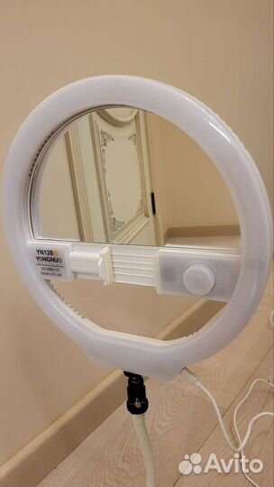 Осветитель светодиодный кольцевой yongnuo