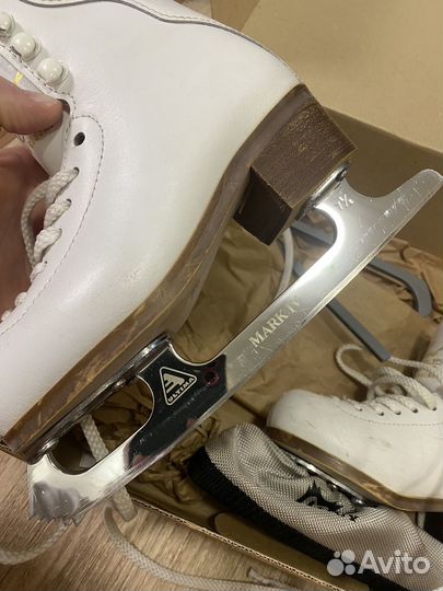 Коньки фигурные