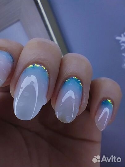 Мастер маникюра и педикюра