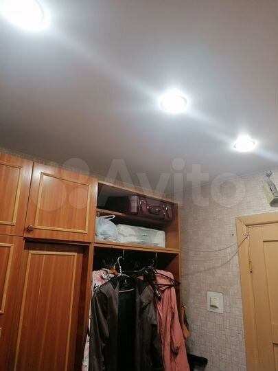 2-к. квартира, 47 м², 3/3 эт.