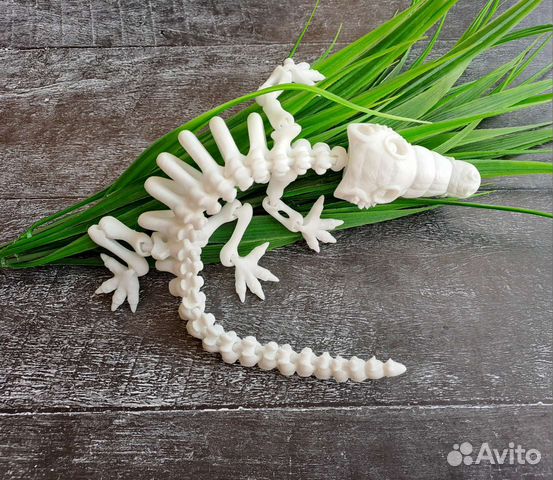 Скелет крокодила подвижный