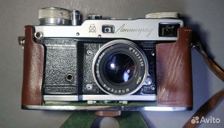 Пленочный фотоаппарат 