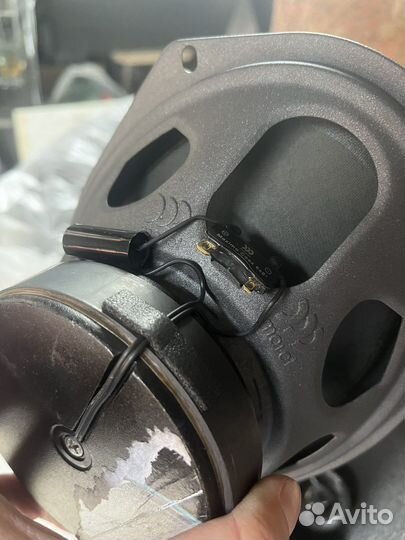 Колонки в авто Morel