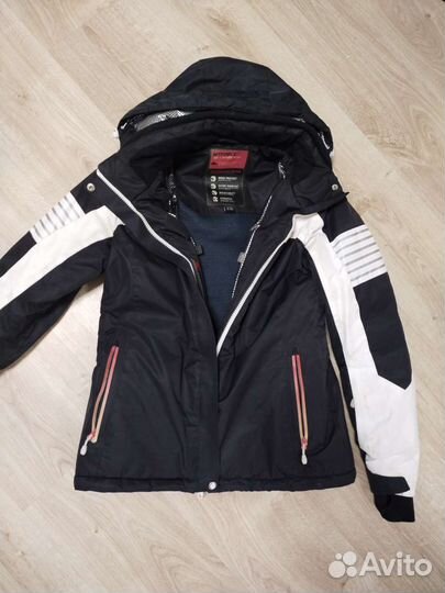 Куртка горнолыжная