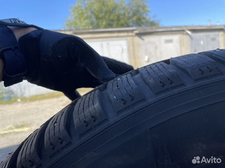 Pirelli Ice Zero 265/65 R17