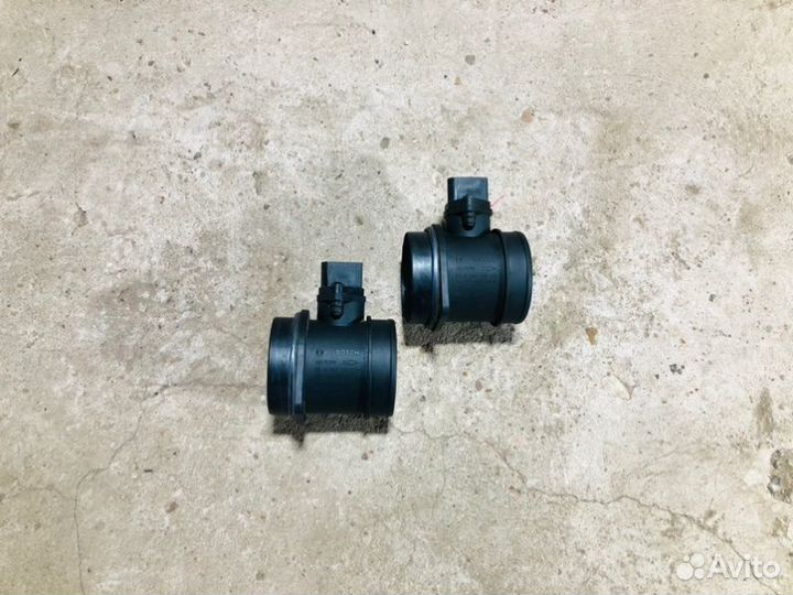 Датчик массового расхода воздуха Audi A8 D3