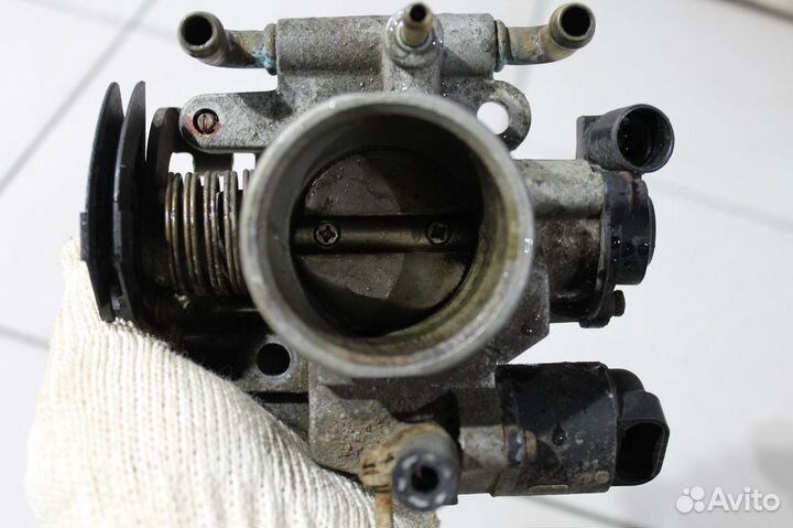 Заслонка дроссельная лада приора калина LADA 1.6