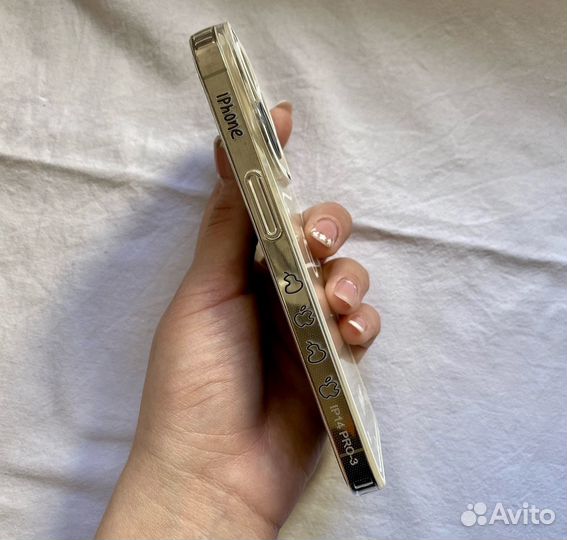 Чехлы на телефон iPhone 14 pro новые