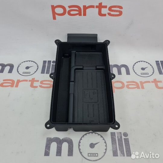 Беспроводная зарядка Audi A5 8W 2018