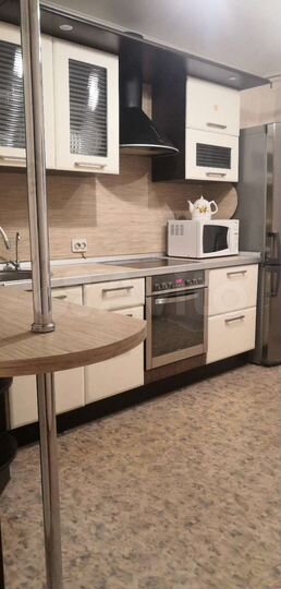 2-к. квартира, 63 м², 13/16 эт.