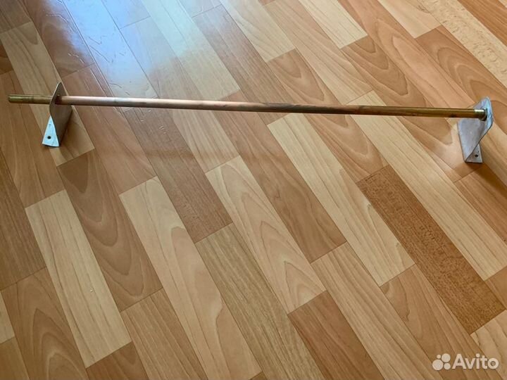 Вешалка настенная