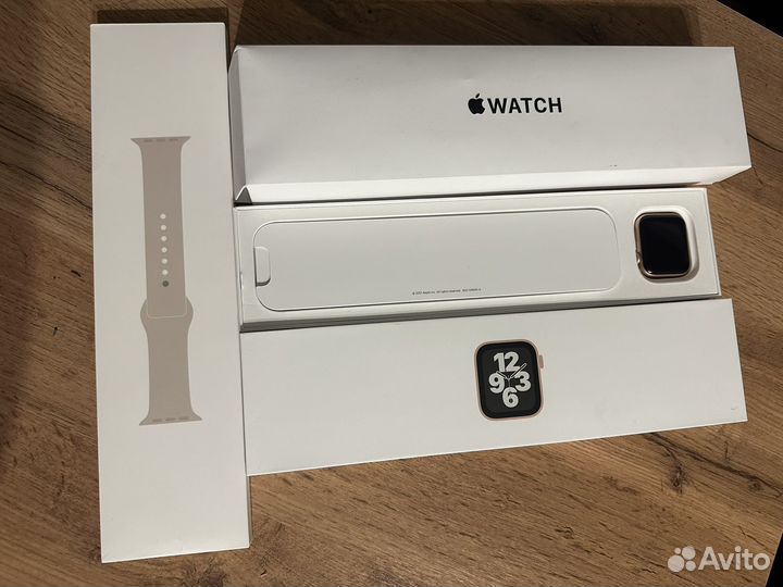 Apple watch se 40mm gold