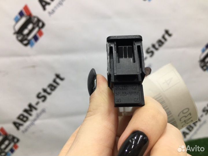 Разъем USB Bmw 320I F30 N20B20B 2012