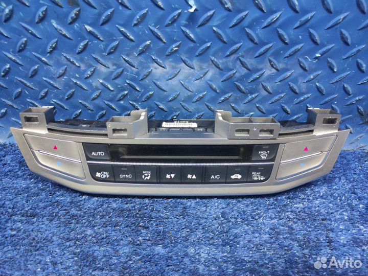 Блок управления климатом Honda Accord 9