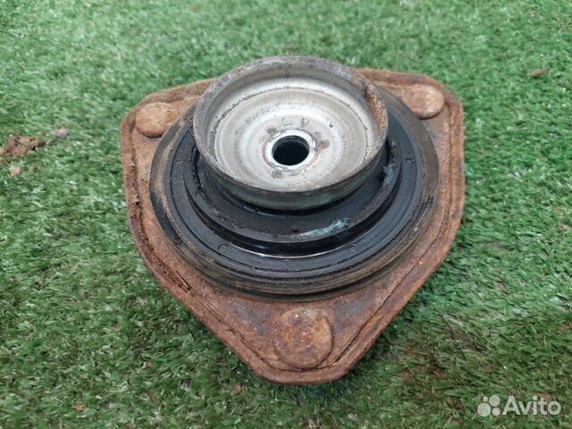 Опора амортизатора Toyota Rav4 A40 2.0 diesel 2013