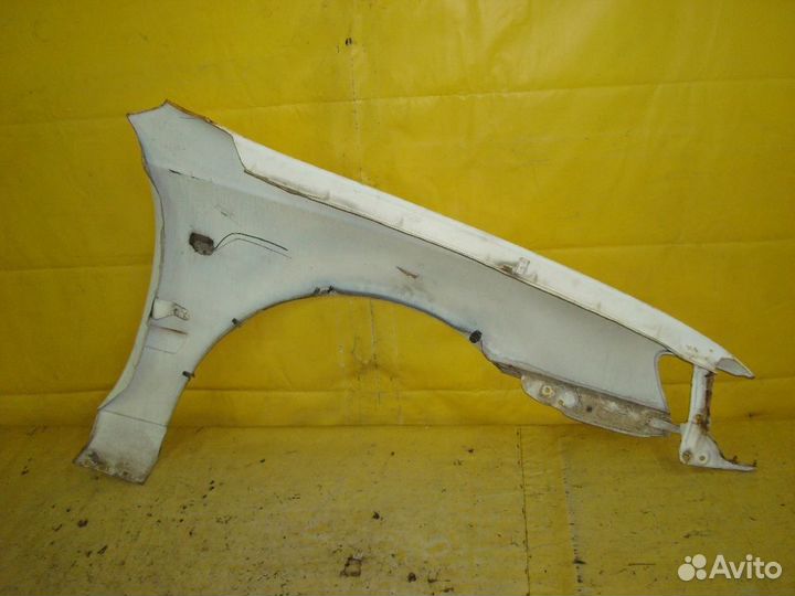 Крыло переднее Toyota Caldina ET196V (Левое)