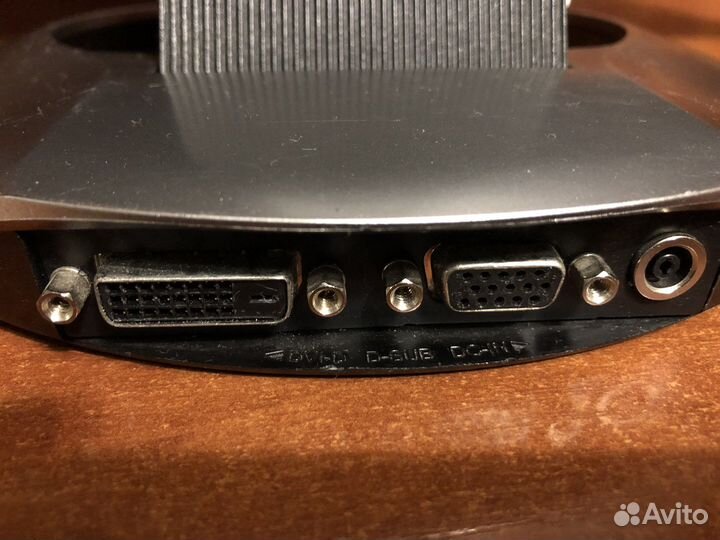 Неисправный монитор LG