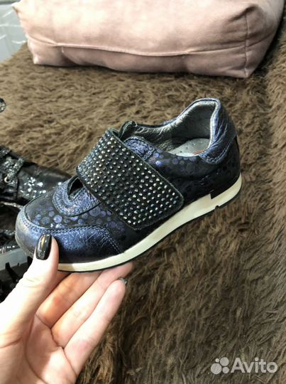 Обувь на девочку