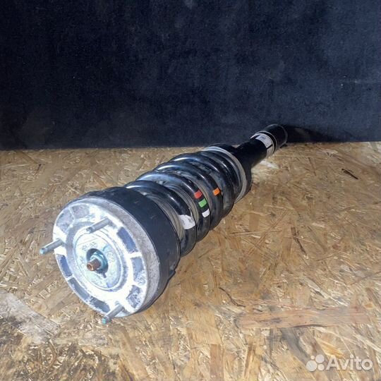 Jaguar I-Pace X590 Амортизатор передний левый