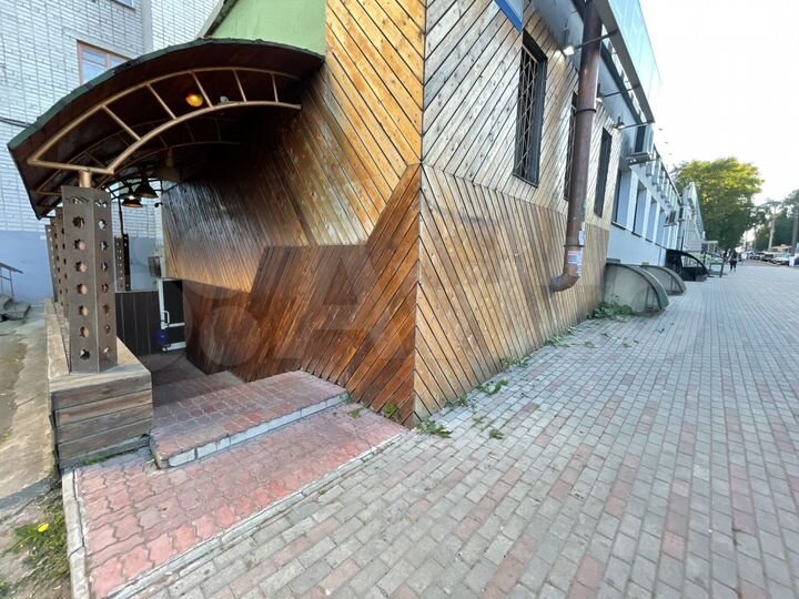 Помещение в центре, свободного назначения, 305кв.м