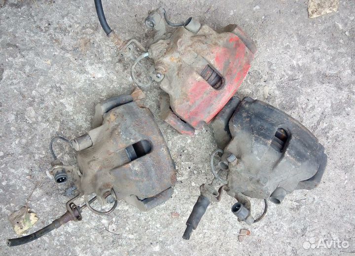 Суппорт тормозной передний audi 100 45 кузов