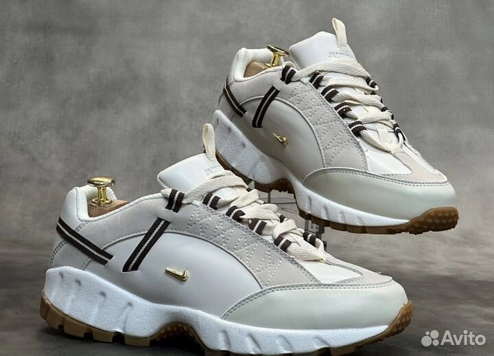 Кроссовки nike air humara lx